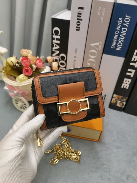 chain wholesale patent leather short wallet fashion shiny leather card holder coin wallet women's purse classic zipper pocket, Red;black
chain wholesale patent leather short wallet fashion shiny leather card holder coin wallet women's purse classic zipper pocket, Red;black