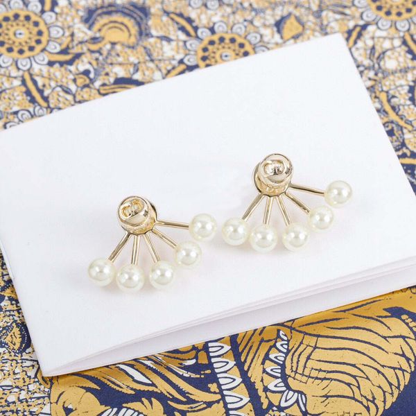2022 charm dangle stud earring with pearl beads in 18k gold plated for women wedding jewelry gift have box stamp ps7096, Golden
2022 charm dangle stud earring with pearl beads in 18k gold plated for women wedding jewelry gift have box stamp ps7096, Golden