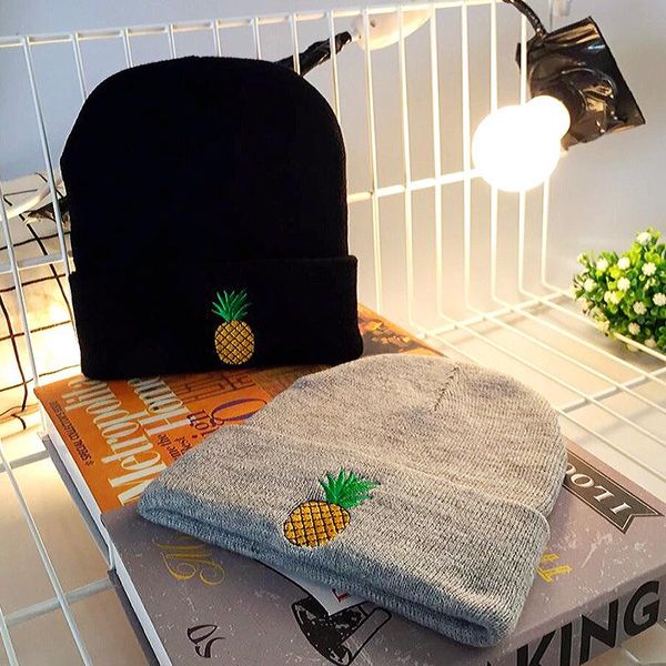 new autumn and winter pullover hat women's korean pattern embroidery fashion couple knitted hat student casual man, Blue;gray
new autumn and winter pullover hat women's korean pattern embroidery fashion couple knitted hat student casual man, Blue;gray