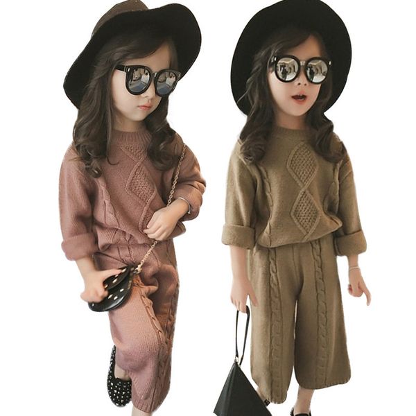 2020 autumn childrens girl clothing new casual knitted long-sleeved suit mori female warm pure color pattern sweater + pantsx1019, White
2020 autumn childrens girl clothing new casual knitted long-sleeved suit mori female warm pure color pattern sweater + pantsx1019, White