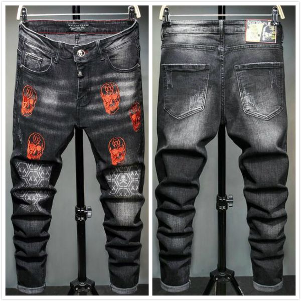 21ss men's brand designers jeans distressed ripped slim fit biker denim pants mens leisure fashion jeans skull jeans 13s, Blue
21ss men's brand designers jeans distressed ripped slim fit biker denim pants mens leisure fashion jeans skull jeans 13s, Blue