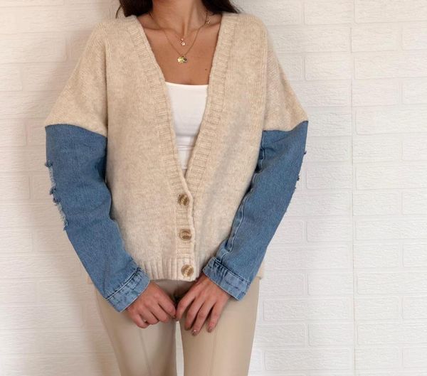 bellis by b wool cardigan knitwear with jeans detail on sleeves spring winter woman, Black
bellis by b wool cardigan knitwear with jeans detail on sleeves spring winter woman, Black