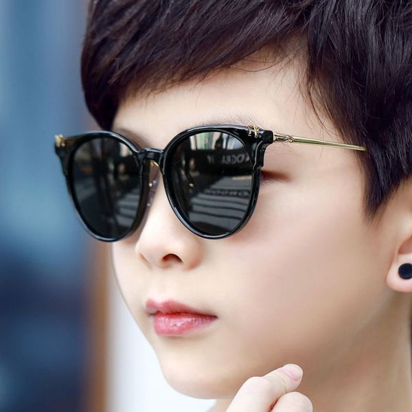 personality presch rivet 2020 korean new polarized children's sunglasses men's and women's sunglasses round frame sunscreen, White;black
personality presch rivet 2020 korean new polarized children's sunglasses men's and women's sunglasses round frame sunscreen, White;black