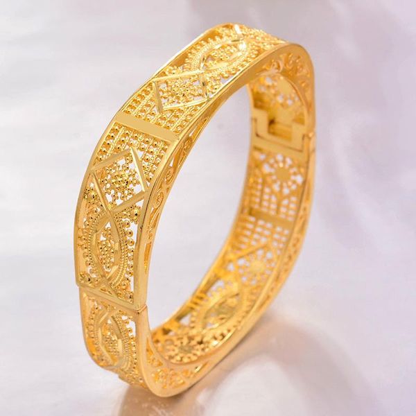 wando 1pcs/lot dubai gold color bangles for women vintage bride wedding bracelet bangles africa arab jewelry, Black
wando 1pcs/lot dubai gold color bangles for women vintage bride wedding bracelet bangles africa arab jewelry, Black