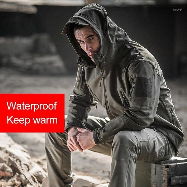men waterproof windproof softshell fleece windbreaker coat with hood for outdoors ser881, Black;brown
men waterproof windproof softshell fleece windbreaker coat with hood for outdoors ser881, Black;brown