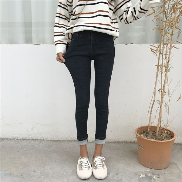 spring and autumn plush jeans women's high waist quarter tight pencil small feet show thin korean elastic curled pants, Blue
spring and autumn plush jeans women's high waist quarter tight pencil small feet show thin korean elastic curled pants, Blue