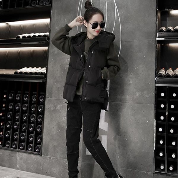 2018 new autumn and winter cotton vest women short paragraph loose down cotton bread vest shoulder coat tide1, Black;white
2018 new autumn and winter cotton vest women short paragraph loose down cotton bread vest shoulder coat tide1, Black;white
