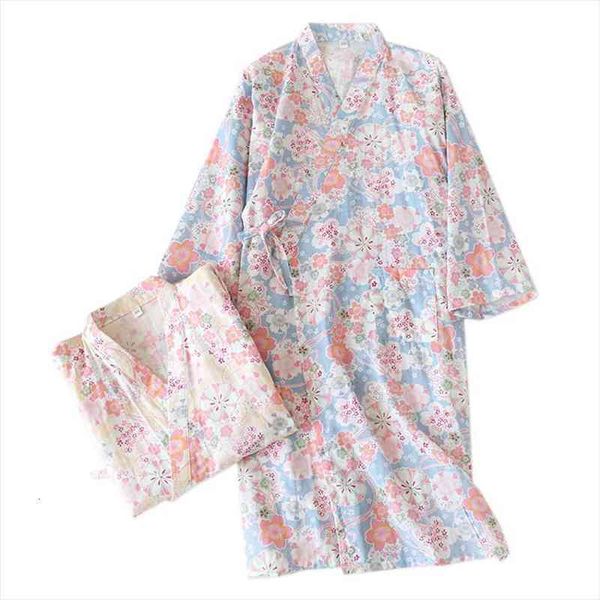 fresh kimono robes women 100% gauze cotton sweet cartoon long sleeve japanese robe cozy summer kimono bathrobes women, Black;red
fresh kimono robes women 100% gauze cotton sweet cartoon long sleeve japanese robe cozy summer kimono bathrobes women, Black;red