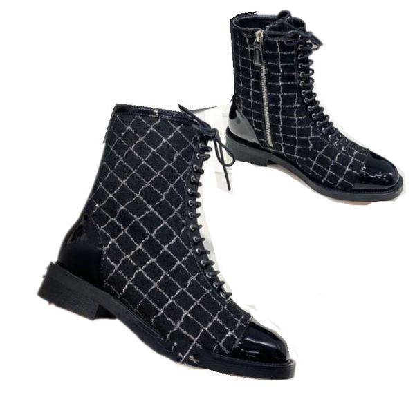 2020 New Women's boots Genuine suede Leather Ankle boots Women' Martin Boots Girl's College Style Lace-up Gride Waterproof Size 35-41, Black
2020 New Women's boots Genuine suede Leather Ankle boots Women' Martin Boots Girl's College Style Lace-up Gride Waterproof Size 35-41, Black