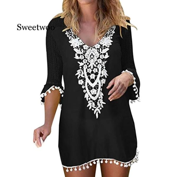 2020 summer swimwear lace patchwork hollow beach dress women trim tassel beach cover up, White;black
2020 summer swimwear lace patchwork hollow beach dress women trim tassel beach cover up, White;black