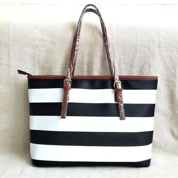 female navy stripe bag pu big shoulder bags designer women handbag two tone chains sequins soft zipper soft bucket canvas red and white stri
female navy stripe bag pu big shoulder bags designer women handbag two tone chains sequins soft zipper soft bucket canvas red and white stri