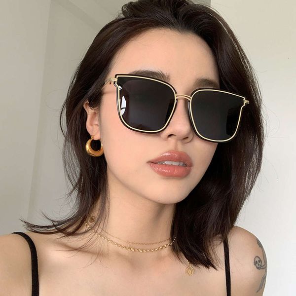 face net red big sunglasses women's show thin black polarized sunglasses anti ultraviolet women's glasses, White;black
face net red big sunglasses women's show thin black polarized sunglasses anti ultraviolet women's glasses, White;black