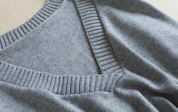 2021 new spring and simple autumn with low-knit female vest short-sleeved cashmere solid sweater mbik, Black;white
2021 new spring and simple autumn with low-knit female vest short-sleeved cashmere solid sweater mbik, Black;white
