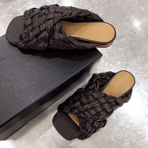 all-match style women sandals designer flip flops women flat slipper criss-cross straps board flat sandals, Black
all-match style women sandals designer flip flops women flat slipper criss-cross straps board flat sandals, Black