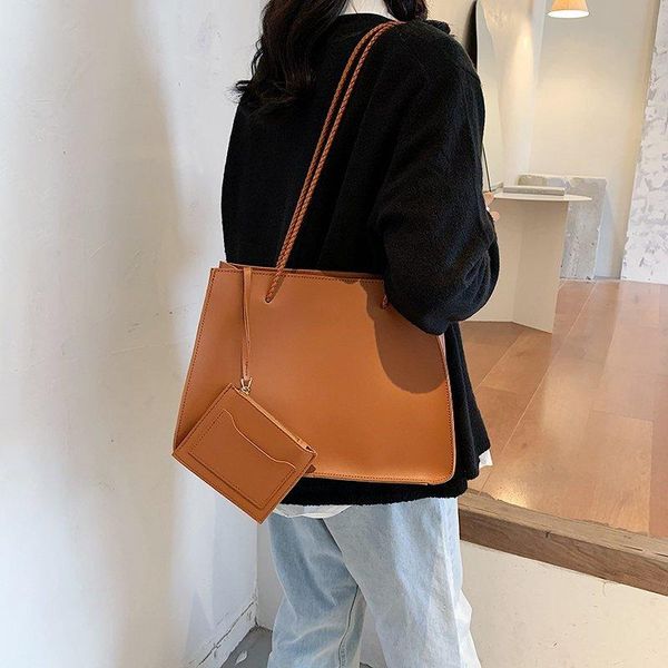 large pu leather shoulder bags for women 2020 trend women's trending designer purses and handbags simple style hand bag
large pu leather shoulder bags for women 2020 trend women's trending designer purses and handbags simple style hand bag
