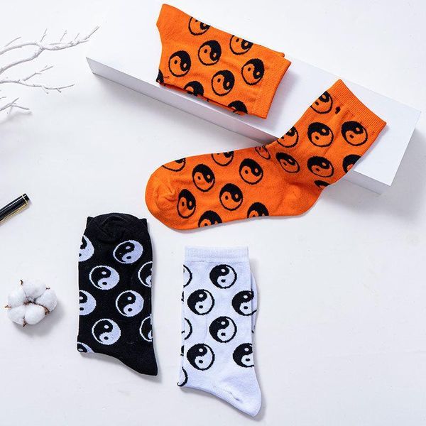 new chinese kongfu tai chi harajuku men cotton socks hip hop retro gifts for mens socks black white korean fashions men1
new chinese kongfu tai chi harajuku men cotton socks hip hop retro gifts for mens socks black white korean fashions men1