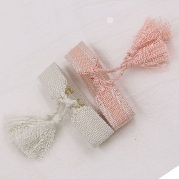 2021 women luxury desig brace cotton woven bracelets lovers bracelet embroidery tassel for women men rope bracelet&bangle friendship jewelry, Black
2021 women luxury desig brace cotton woven bracelets lovers bracelet embroidery tassel for women men rope bracelet&bangle friendship jewelry, Black