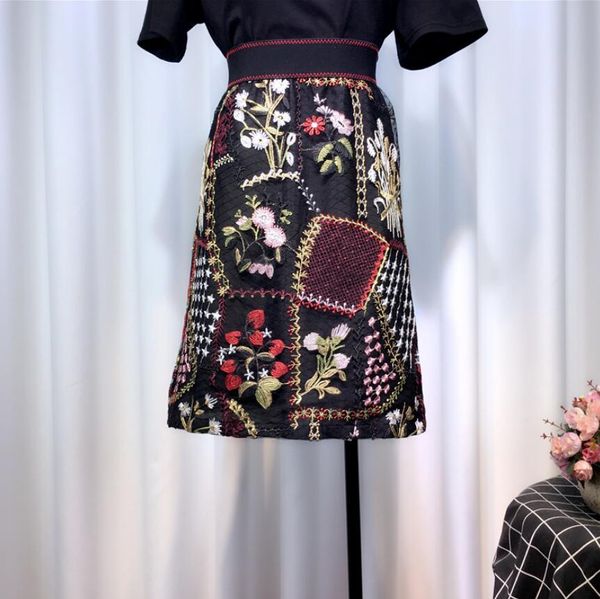 2021 spring summer new heavy industry retro-embroidered hip women's waist high mesh light cooked wind skirt q739 g8xj, Black
2021 spring summer new heavy industry retro-embroidered hip women's waist high mesh light cooked wind skirt q739 g8xj, Black