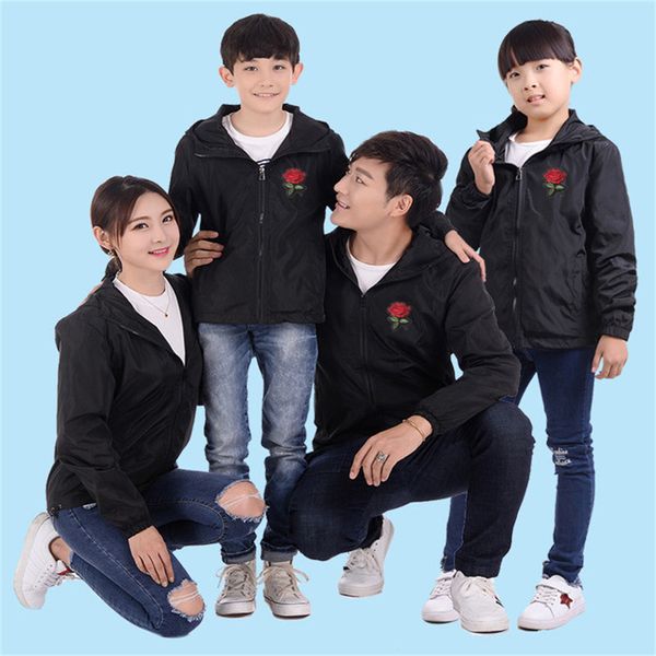 rose embroidery casaca hombre windbreaker men and women hooded bomber jacket windbreaker children code large size 7xl, Black;brown
rose embroidery casaca hombre windbreaker men and women hooded bomber jacket windbreaker children code large size 7xl, Black;brown