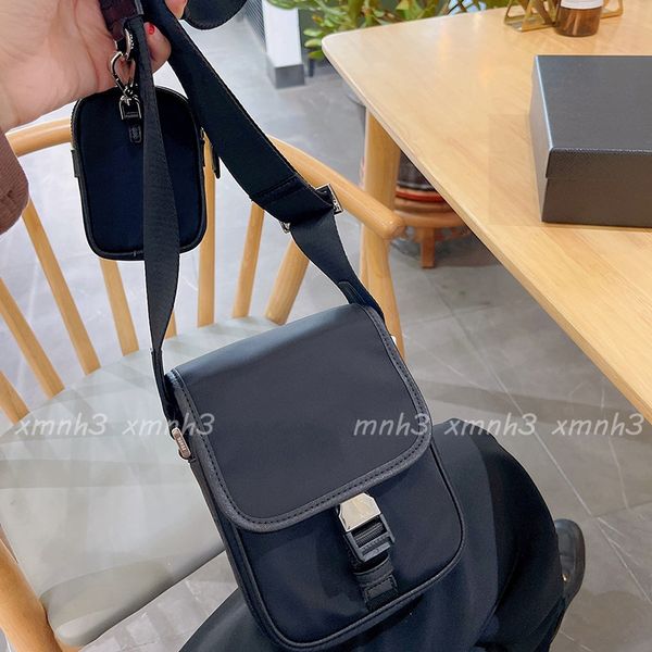 designer messenger bag fashion men's cross body shoulder bags waterproof cloth wallet and small coin purse
designer messenger bag fashion men's cross body shoulder bags waterproof cloth wallet and small coin purse