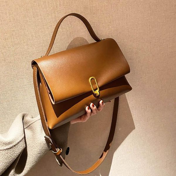 cross body luxury women handbag design 2021 fashion shoulder bag pu leather handle tote high-capacity bags crossbody pouch
cross body luxury women handbag design 2021 fashion shoulder bag pu leather handle tote high-capacity bags crossbody pouch