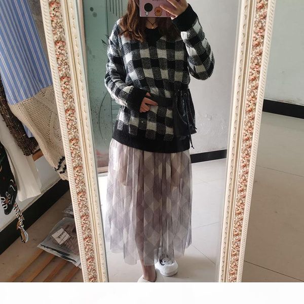 2019 autumn new black white plaid stitching knit loose hem v-neck long-sleeved sweater fashion womens set c162 y191211, White;black
2019 autumn new black white plaid stitching knit loose hem v-neck long-sleeved sweater fashion womens set c162 y191211, White;black