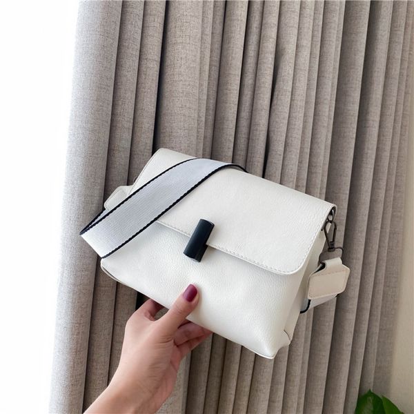 lady 2020 new style net red versatile popular cross shengshi shoulder bag shoulder bagsummer bag 644bo
lady 2020 new style net red versatile popular cross shengshi shoulder bag shoulder bagsummer bag 644bo