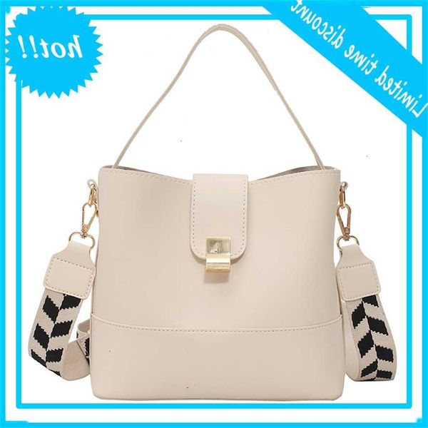 fashion effects color emmer task for 2021 newcomers shoulder casual travels pu leather crossbody bags women
fashion effects color emmer task for 2021 newcomers shoulder casual travels pu leather crossbody bags women