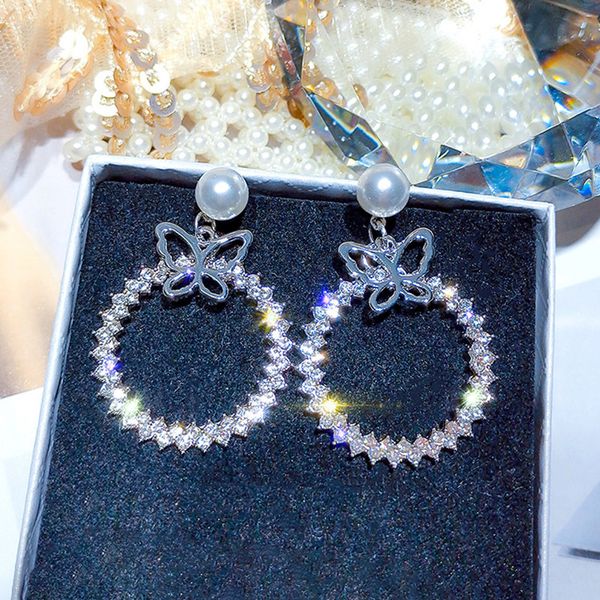 2021 new arrival crystal trendy round earring women dangle earrings fashion pearl butterfly earrings round jewelry for female, Silver
2021 new arrival crystal trendy round earring women dangle earrings fashion pearl butterfly earrings round jewelry for female, Silver