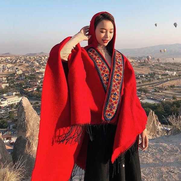 women's new style of ethnic wind scarf thickening and warming red cape cape shawl for tibetan travel in province, Blue;gray
women's new style of ethnic wind scarf thickening and warming red cape cape shawl for tibetan travel in province, Blue;gray