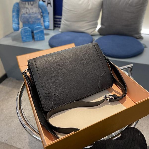 designer cross body men pu leather handbag black briefcase brown lapshoulder bag messenger bags 24cm
designer cross body men pu leather handbag black briefcase brown lapshoulder bag messenger bags 24cm