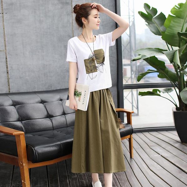 2020 new summer women elegant white loose pullovers +high waist solid color skirts suit female two piece set vintage wf2241
2020 new summer women elegant white loose pullovers +high waist solid color skirts suit female two piece set vintage wf2241