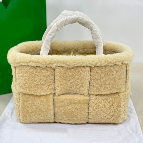 handbag women luxurys designers bags casual travel tote bag fashion bag's wallet
handbag women luxurys designers bags casual travel tote bag fashion bag's wallet