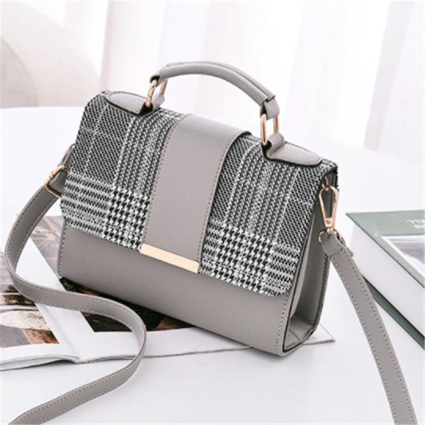 женская crossbody сумка для женщин 2020 высокого качество кожи pu plain известных сумки конструктора sac a main дама должна
женская crossbody сумка для женщин 2020 высокого качество кожи pu plain известных сумки конструктора sac a main дама должна