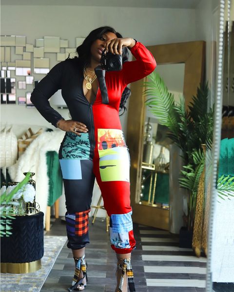 a8272 autumn and winter style european women's tight-fitting printed jumpsuit nightclub pants 2021, Black;white
a8272 autumn and winter style european women's tight-fitting printed jumpsuit nightclub pants 2021, Black;white