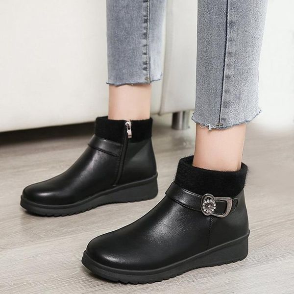 women winter warm short boots 2020 plush warm snow boots soft pu comfortable casual ladies shoes buckle female footwear new, Black
women winter warm short boots 2020 plush warm snow boots soft pu comfortable casual ladies shoes buckle female footwear new, Black