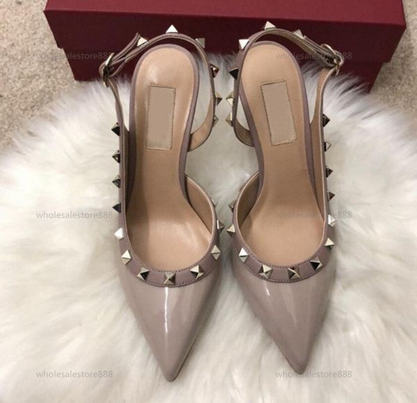 2021 fashion women pumps casual progettista gold matt leather studded spikes slingback high heels shoes, Black;red
2021 fashion women pumps casual progettista gold matt leather studded spikes slingback high heels shoes, Black;red