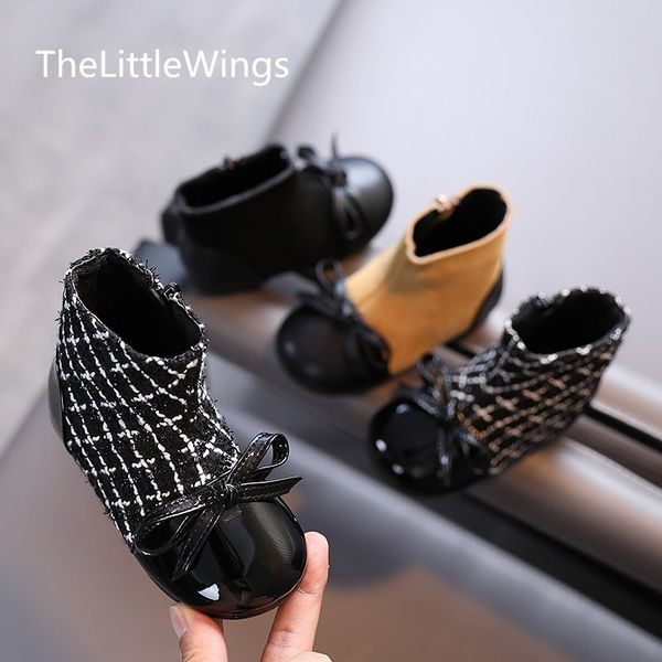 autumn 2020 new children's martin boots korean fashion bowknot girl princess shoes 1-3 years old super soft and comfortable, Black;red
autumn 2020 new children's martin boots korean fashion bowknot girl princess shoes 1-3 years old super soft and comfortable, Black;red