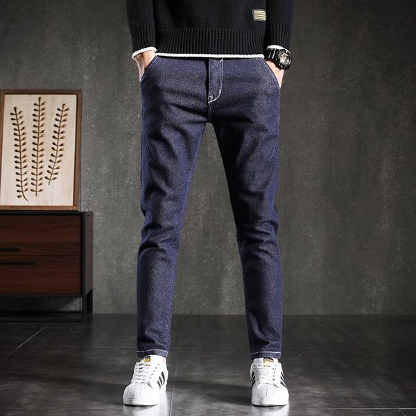 men's jeans 2021 blue autumn winter korean version youth contracted slim body small foot logo leisure long trousers male
men's jeans 2021 blue autumn winter korean version youth contracted slim body small foot logo leisure long trousers male