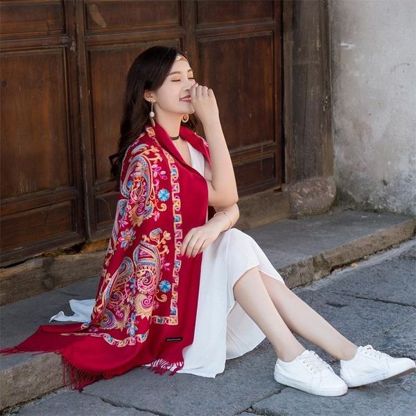 2020autumn and winter new cashew flower embroidery imitation cashmere shawl, Blue;gray
2020autumn and winter new cashew flower embroidery imitation cashmere shawl, Blue;gray