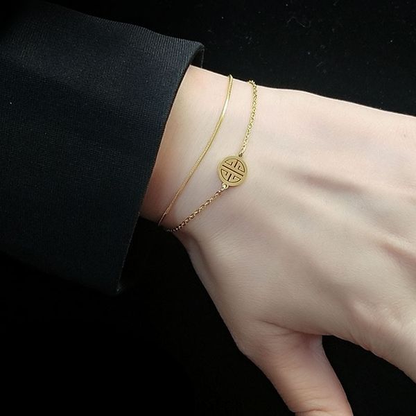 double bracelet layer xizi snake chain bracelet steel material no need to pick no fading but sensitive e093 ixcs5, Golden;silver
double bracelet layer xizi snake chain bracelet steel material no need to pick no fading but sensitive e093 ixcs5, Golden;silver