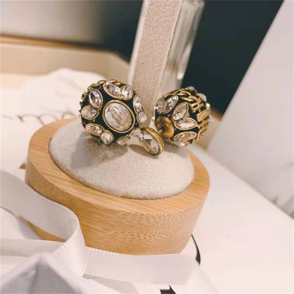 87% off wholesale shop family new style old red anti allergy pearl earrings female, Golden
87% off wholesale shop family new style old red anti allergy pearl earrings female, Golden