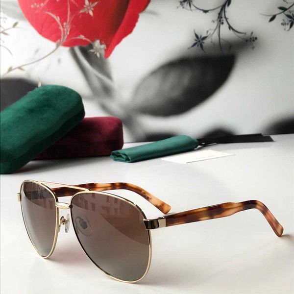 fashion designer glasses anti blue computer flat lens anti radiation glasses men and women flat lens eye fashion luxury sunglasses, White;black
fashion designer glasses anti blue computer flat lens anti radiation glasses men and women flat lens eye fashion luxury sunglasses, White;black