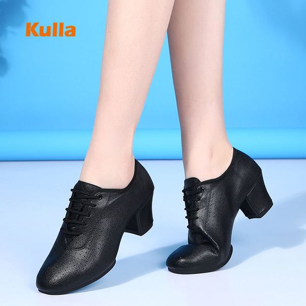 women latin dance shoes white woman's ballroom salsa tango shoes teachers practice dancing shoes soft sole ladies dance sneakers 201017
women latin dance shoes white woman's ballroom salsa tango shoes teachers practice dancing shoes soft sole ladies dance sneakers 201017