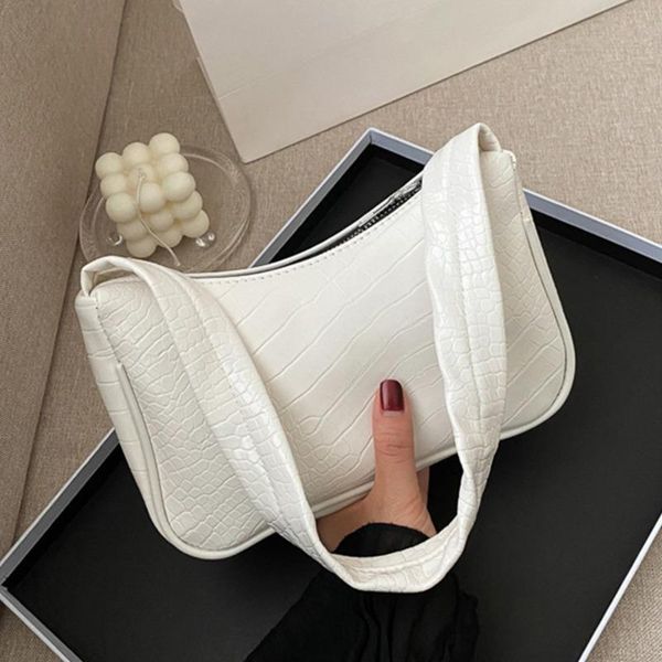 ретро крокодил pattern сумка для женщин сплит кожа pu багет сумки женской моды класса люкс плечо подмышек кошелек
ретро крокодил pattern сумка для женщин сплит кожа pu багет сумки женской моды класса люкс плечо подмышек кошелек