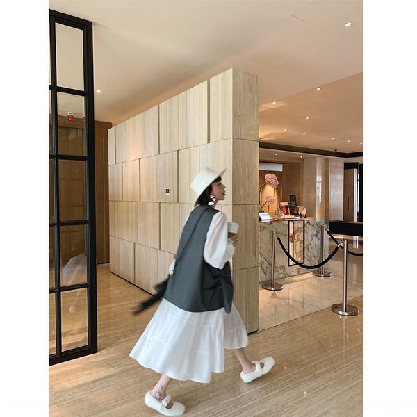 striped vest women's spring 2019 new korean version of loose and thin temperament for women'sshort jacket jacketjacket short jacke, White;black 
striped vest women's spring 2019 new korean version of loose and thin temperament for women'sshort jacket jacketjacket short jacke, White;black