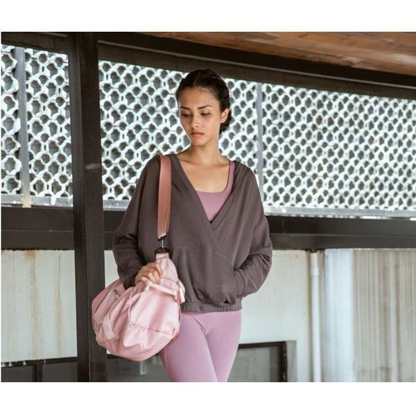 breathable workout running one set sportswears 2021 women loose casual hoodie sport jackets full sleeves sport t-shirts gym, White;red
breathable workout running one set sportswears 2021 women loose casual hoodie sport jackets full sleeves sport t-shirts gym, White;red