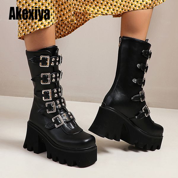 winter punk gothic mid-calf boots women fashion black platform woman leather shoes winter pu large size military boots u542 y1221
winter punk gothic mid-calf boots women fashion black platform woman leather shoes winter pu large size military boots u542 y1221