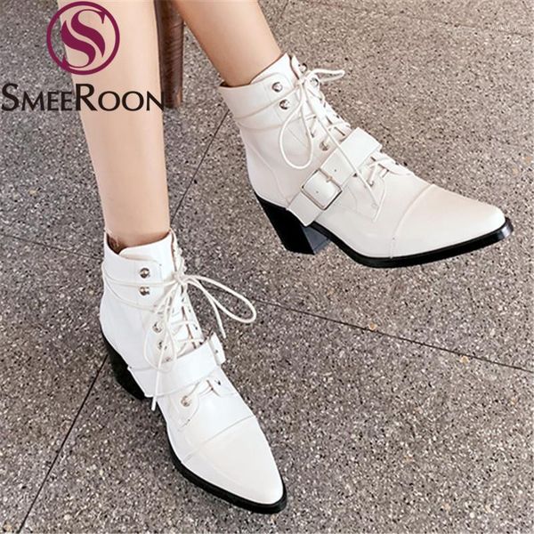 smeeroon 2020 big size 34-43 fashion ankle boots genuine leather boots thick high heels pointed toe women black white1
smeeroon 2020 big size 34-43 fashion ankle boots genuine leather boots thick high heels pointed toe women black white1