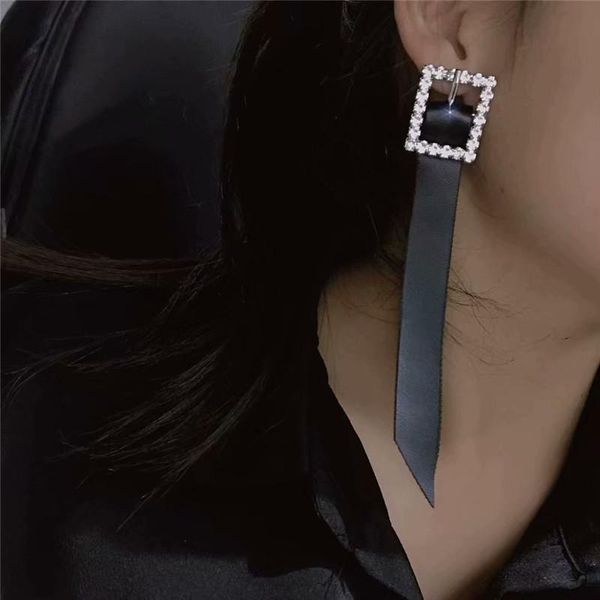 fyuan geometric button crystal earrings for women bijoux long black leather dangle earrings statement jewelry, Silver
fyuan geometric button crystal earrings for women bijoux long black leather dangle earrings statement jewelry, Silver